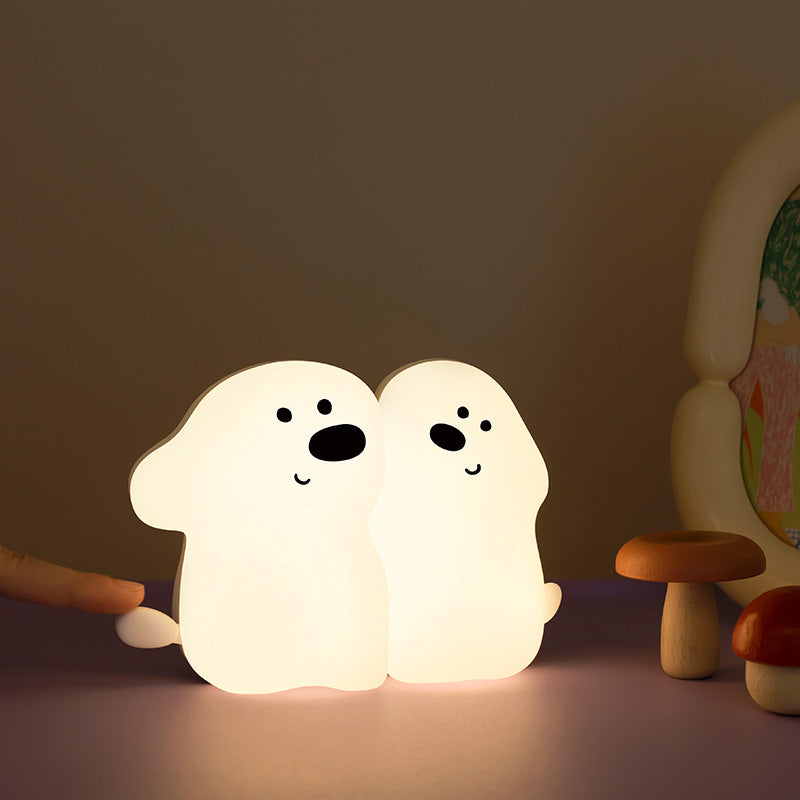 [Cute dog light] Two dogs make a cute light